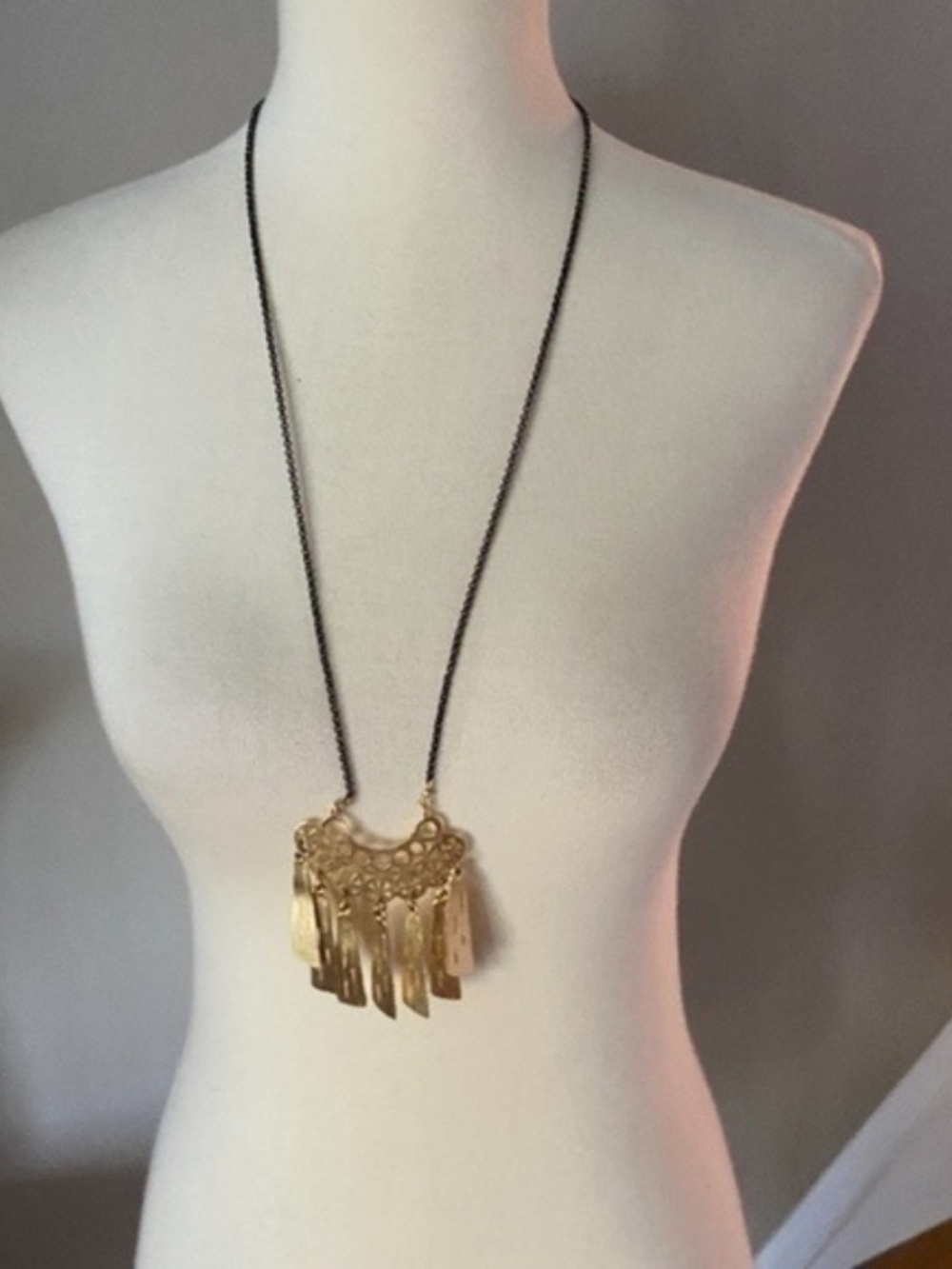 Anthropologie Wendy Mink Gold Pendant Long Necklace